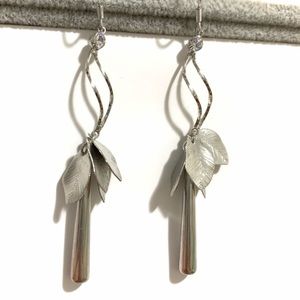 3 pairs of earrings -